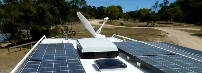 Solar panel best sale caravan roof